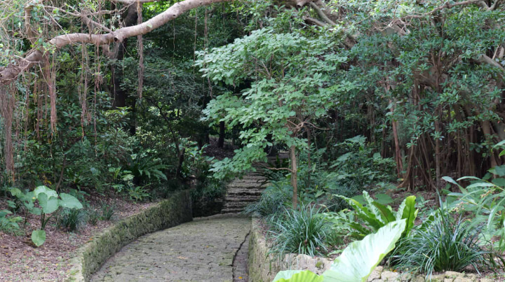 識名園, 日本庭園, 庭園, 日本文化, 中国文化, 中国, 琉球文化, 日本観光, 観光, 日本旅行, 旅行, 日本旅, 旅, 琉球国, 琉球王国, 琉球, 王国, 南国, 九州地方, 九州, 沖縄県, 沖縄, 日本