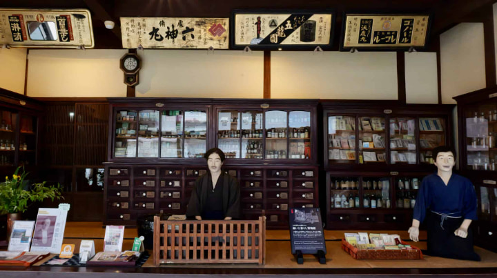 Uchiko, Ehime Prefecture, Ehime, Japan, Sightseeing in Japan, Sightseeing, Japan Trip, Trip, Traditional Architecture, Tradition, Architecture, Movie Theatre, Kabuki Theatre, Asahi-kan, Uchiko-za